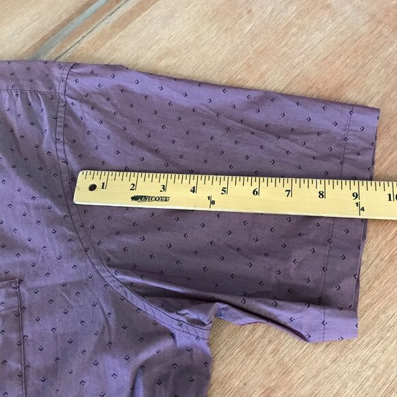 Travis Mathew Shirt Men XXL Purple Geometric Button Up Pocket Short Sleeve 17435 - Picture 9 of 13